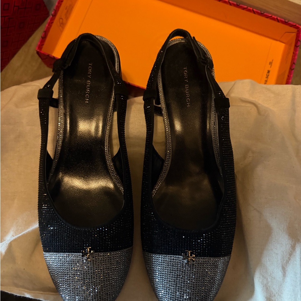 Tory Burch Black and Silver Heels Crystal sz 38.5